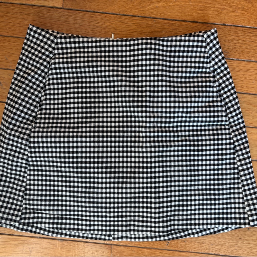 Urban Outfitters Black and White Gingham Mini Skirt